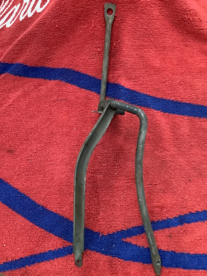 Used 1966-67 Ford Fairlane Ranchero Gas Pedal Assembly Automatic With Kick Down - Image 4 of 4
