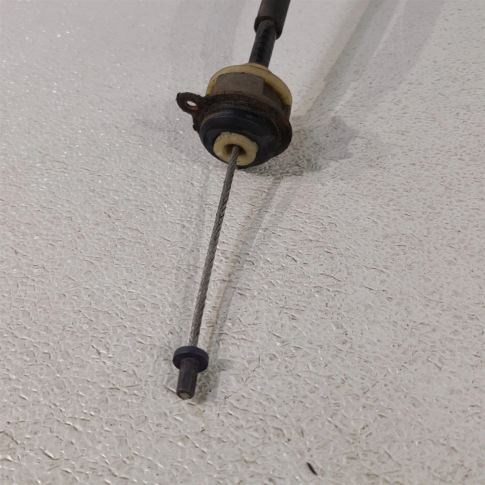 Кабель сцепления 87-93 Ford Mustang Aa7342 - Изображение 3 из 4