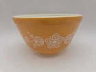 VTG Pyrex Milk Glass Butterfly Gold #401 1.5 Pt 750ml Nesting Mixing Bowl