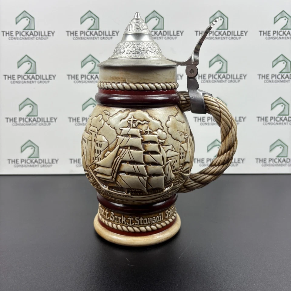 De colección 1977 Avon Barcos Altos Cerveza Piedra Peltre Tapa 28oz Náutico Brasil Foto 2 de 4