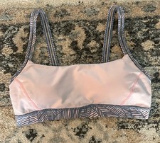 Lululemon Y Flow Pink Gray Patterned Sports Bra Size 8 Gym Training