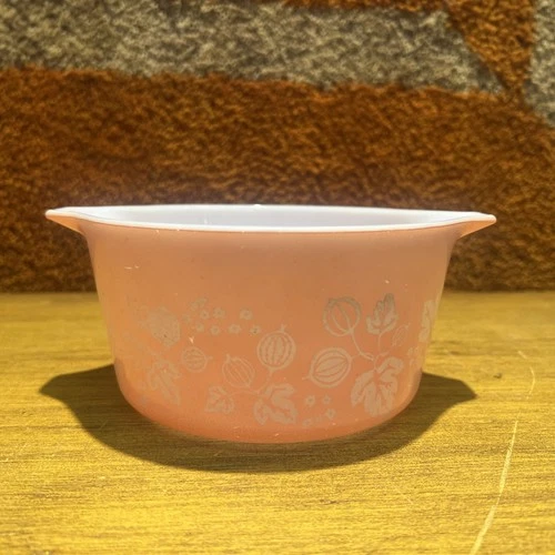 Vintage Pink Pyrex Gooseberry Casserole Dish | 1 Qt | Model 473