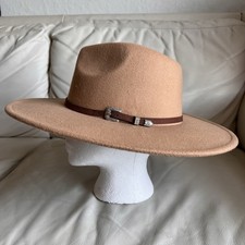 Felt Wide-Brim Fedora Hat - Tan