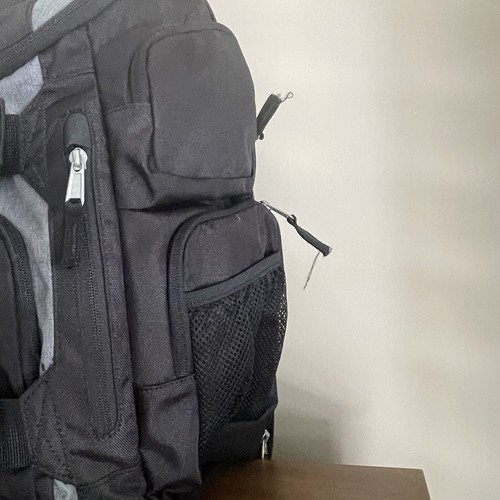 OAKLEY - Enduro 2.0 30L Backpack 17" Laptop - School College Backpack - Picture 7 of 8