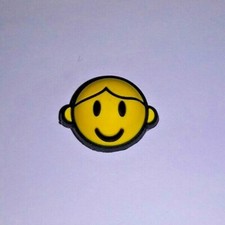Jibbitz crocs shoe charms 1st Gen 06-08 Smiley Emoji