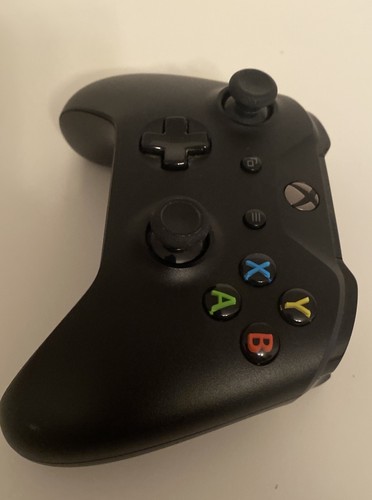 Microsoft Xbox One Modell 1708 Wireless Controller Black Schwarz Getestet