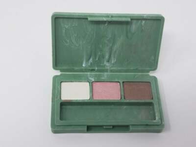 Clinique Eye Palette Trio EyeShadow Strawberry Fudge / Sugar Sugar 