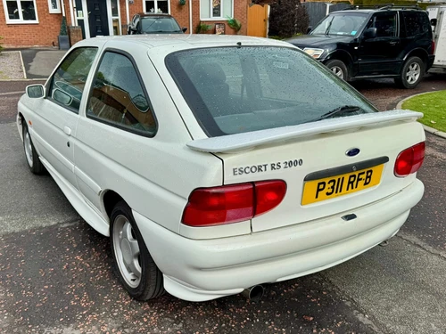 1996 Mk6 Ford Escort RS2000 - Picture 3 of 22