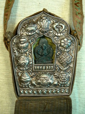 tibetan box ghau altare Nepal shrine -Ksitigarbha portable altar autel
