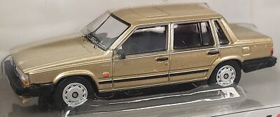 Brekina PCX87 NEW HO 1/87 Scale VOLVO 740 Sedan in Metallic Beige Finish
