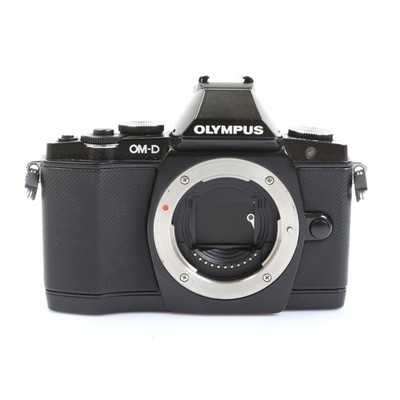 Olympus OM-D E-M5 + Defekt (278327)