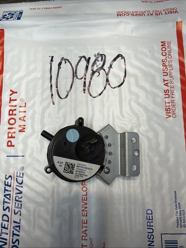 9371VO-HS-0016 20197312 Goodman OEM Furnace Air Pressure Switch -0.37 PF