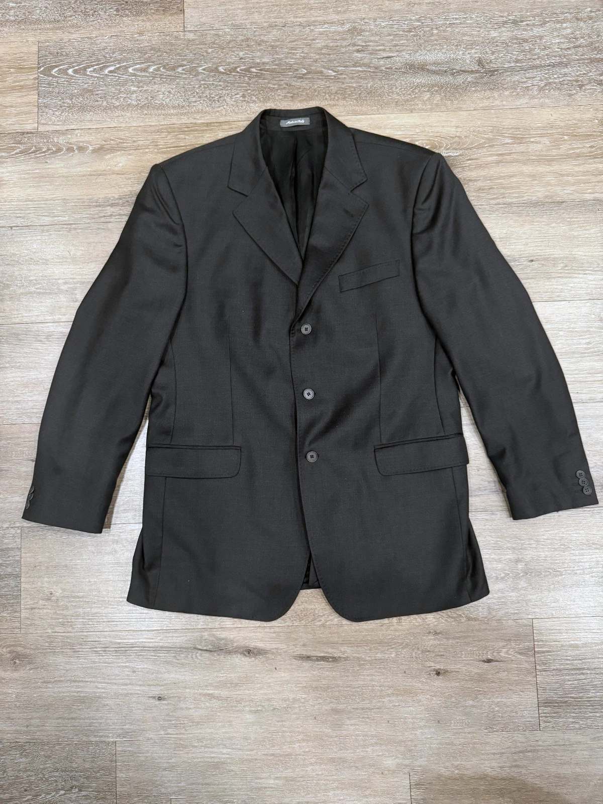 Alexander McQueen — Alexander McQueen 3-button fine wool jacket