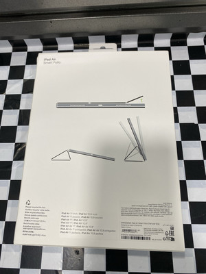 M1 iPad Pro 11インチ+ Smart Keyboard Folio M1 iPad Pro 11インチ+ Smart Keyboard Folio Amazon.com: Apple