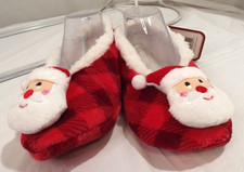 Great Christmas Sherpa Cozy Slippers Santa Non-Slip Bottom Size: L/XL 8-10 NWT