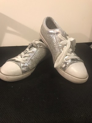 guess tennis shoes glitter