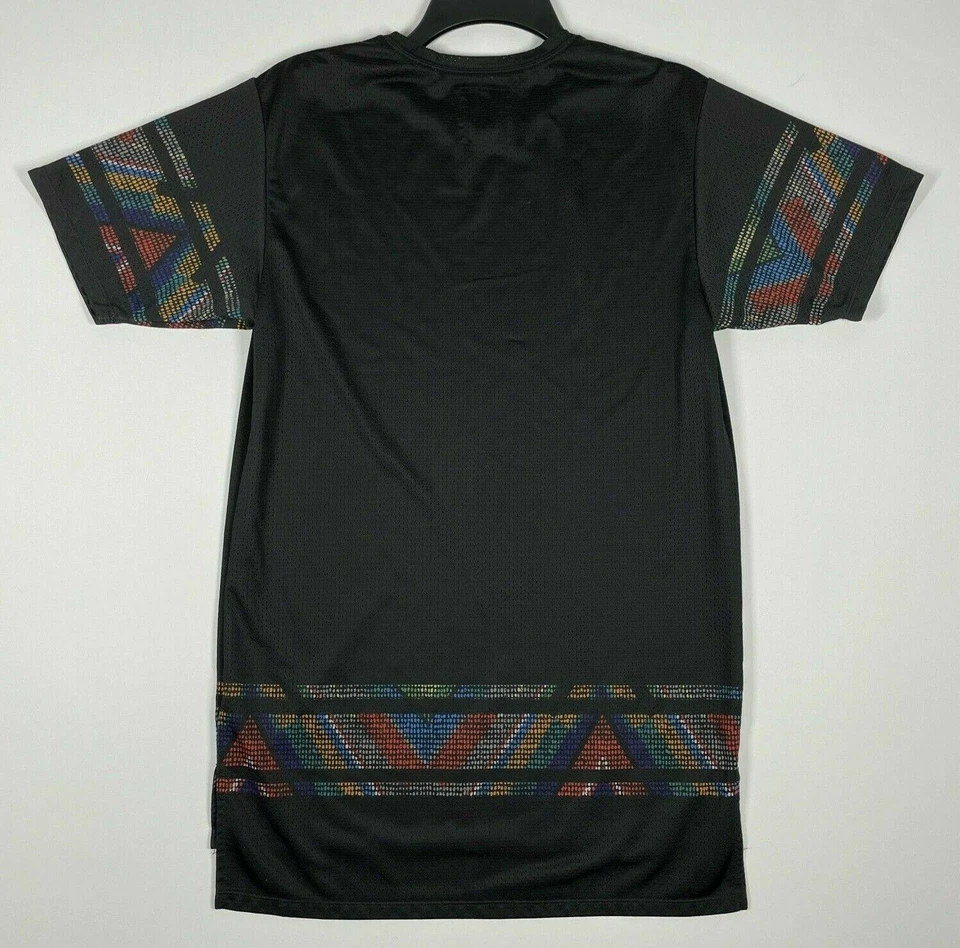 Camiseta On The Byas Mesh Número 00 Camisa Negra Tema Azteca Para Hombre Talla Pequeña Foto 2 de 4