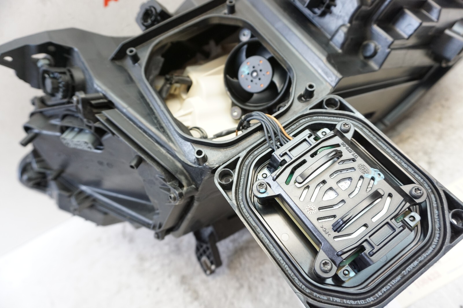 LED Xenon Headlight OEM 