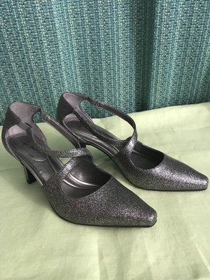 lifestride soft system sandals