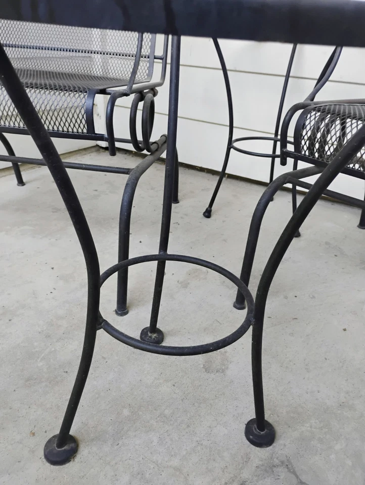 TUCSON WROUGHT IRON HIGH BACK COIL SPRING PATIO DINING ARM CHAIRS AND TWO TABLES - Image 4 of 4