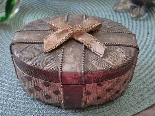 Godinger Silver Art Co.  Oval Jewelry / Trinket Box w Gold Bow  
