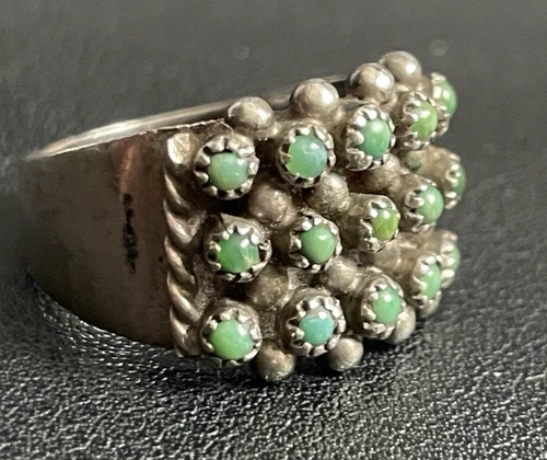 Vintage Silver Turquoise Petit Point Ring Size 7 Unsigned Southwest