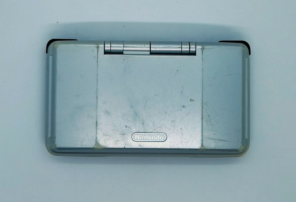 Nintendo DS, for parts or repair. - Image 3 of 4