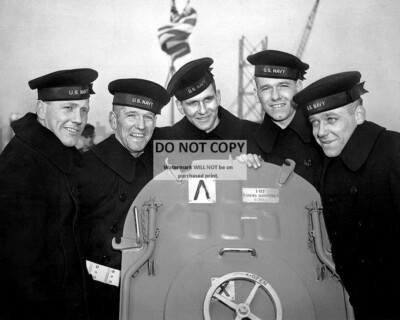 THE SULLIVAN BROTHERS ABOARD USS JUNEAU WORLD WAR II - 8X10 PHOTO (EE-224)