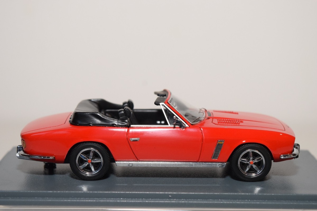 Neo 1:43 Jensen Interceptor SIII año de construcción 1972 amarillo