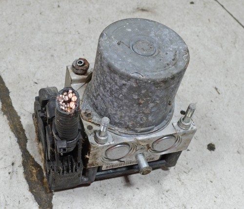 FORD Mondeo MK3  Bj 05 2,0 TDCi 85KW ABS Hydraulik Block Pumpe #136066-H330