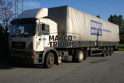 LKW Foto MAN F2000 Planensattelzug Tschechien weiß BONAVIA servis a.s. #b4iy