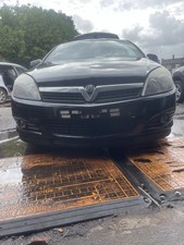 Vauxhall Astra H Bumper Front Facelift Sapphire Black Z20R 3 Door 07-10 UKZ