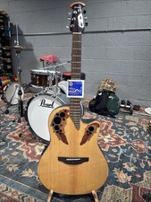 Chitarra acustica-elettrica Ovation Elite Celebrity Mid-Depth - Naturale *Vedi foto*