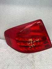 2003 INFINITI G35 DRIVER LEFT SIDE TAIL LIGHT LAMP 220-63622 OEM (D5-18)