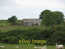 Photo 6x4 Unused farm building The Drones What appears to be a former cot c2008