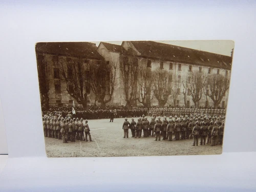 WW1 ERA GERMAN ARMY  MILITARY  POSTCARD  REAL PHOTO      LARGE ARMY GATHERING