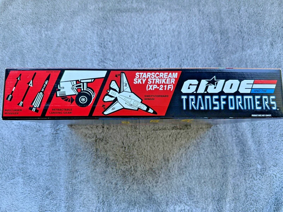 G.I. Joe Transformers SDCC: Cobra Starscream - Image 4 of 4