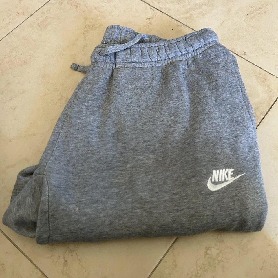 Nike Lot Of 4 Track Pants Mens Size Medium Streetwear Sweatpants Joggers - Image 4 of 4