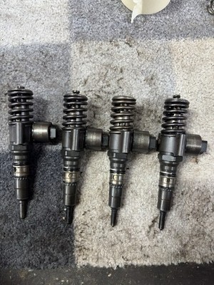 4x Original VW Audi Seat Skoda Pumpe Düse Element 1.9 TDI 038130073AL Bosch Satz