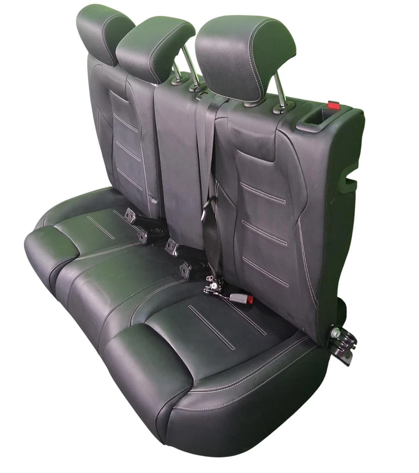 Mercedes-Benz GLA-Class Seat Set AMG Black OEM A0009102613 2021-2023 Foto 4 de 4