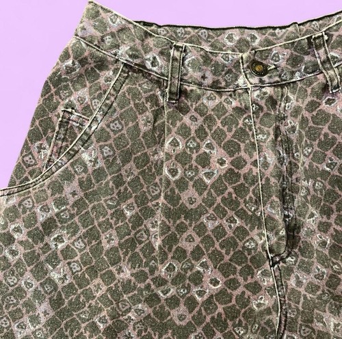 Super rare Vintage 80s Gotcha Reptile Print Denim Shorts Size 30 Skate Festival