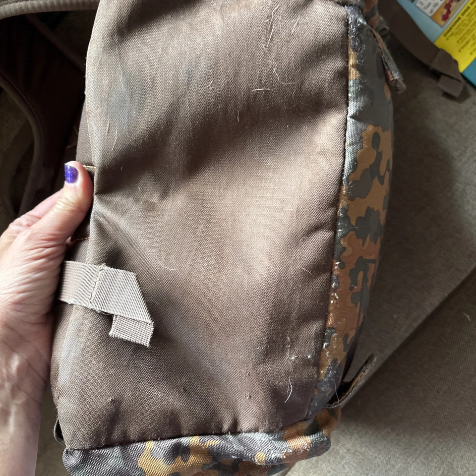 复古 Burton 滑板背迷彩 — 第 4/4 张图片