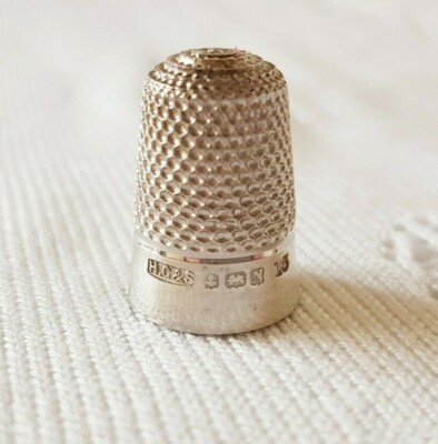 Royal Spa ~ Dots Design ~ THIMBLE ~ Size 15 ~ Hallmarked Sterling Silver 1937