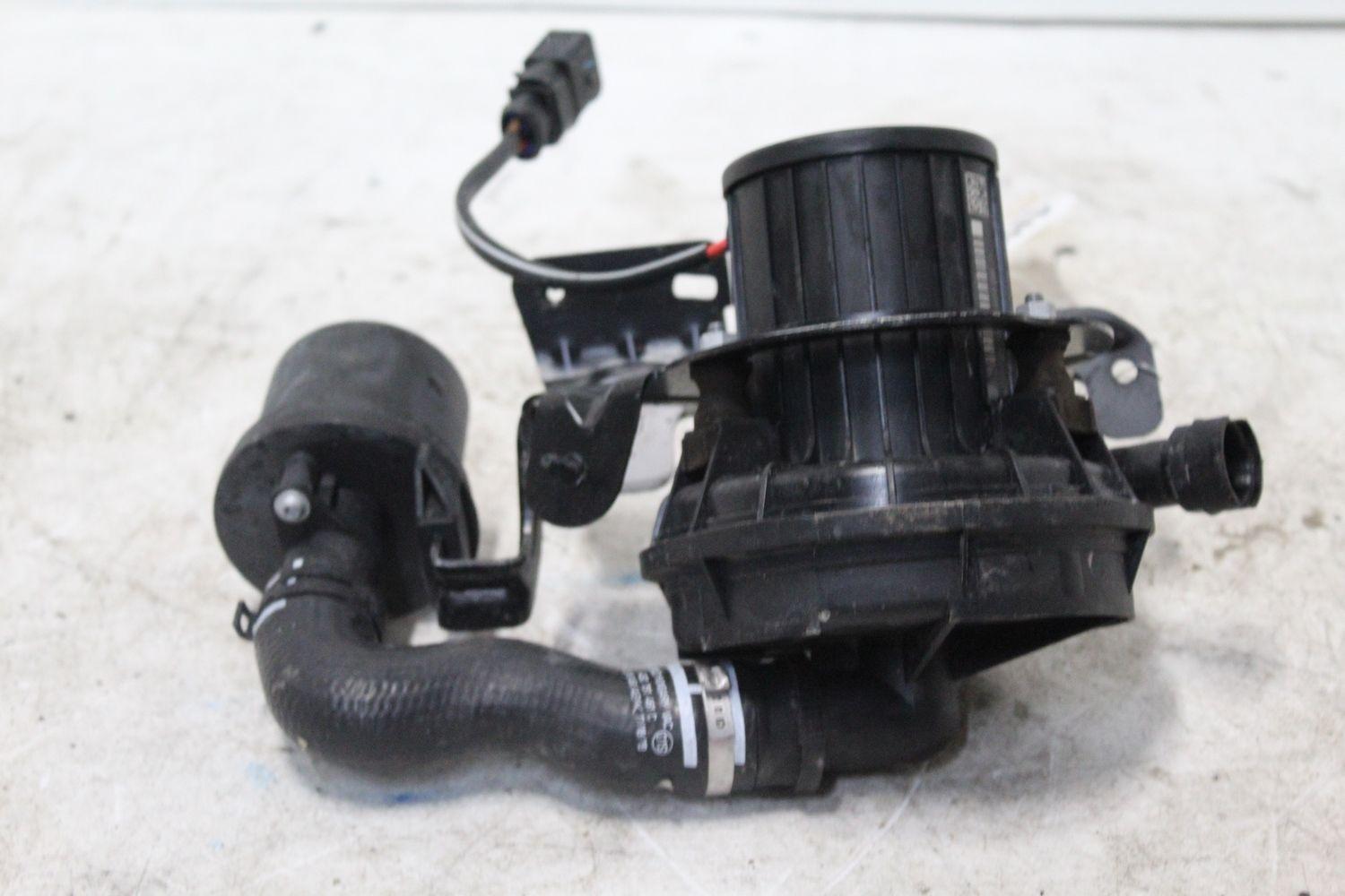 Air Pump AUDI R8 18