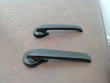 2 X GENUINE FORD D SERIES INTERIOR DOOR 0PENERS NEW