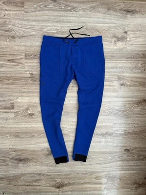 Men Peak Performance Trousers Navy M - Bild 1 von 4