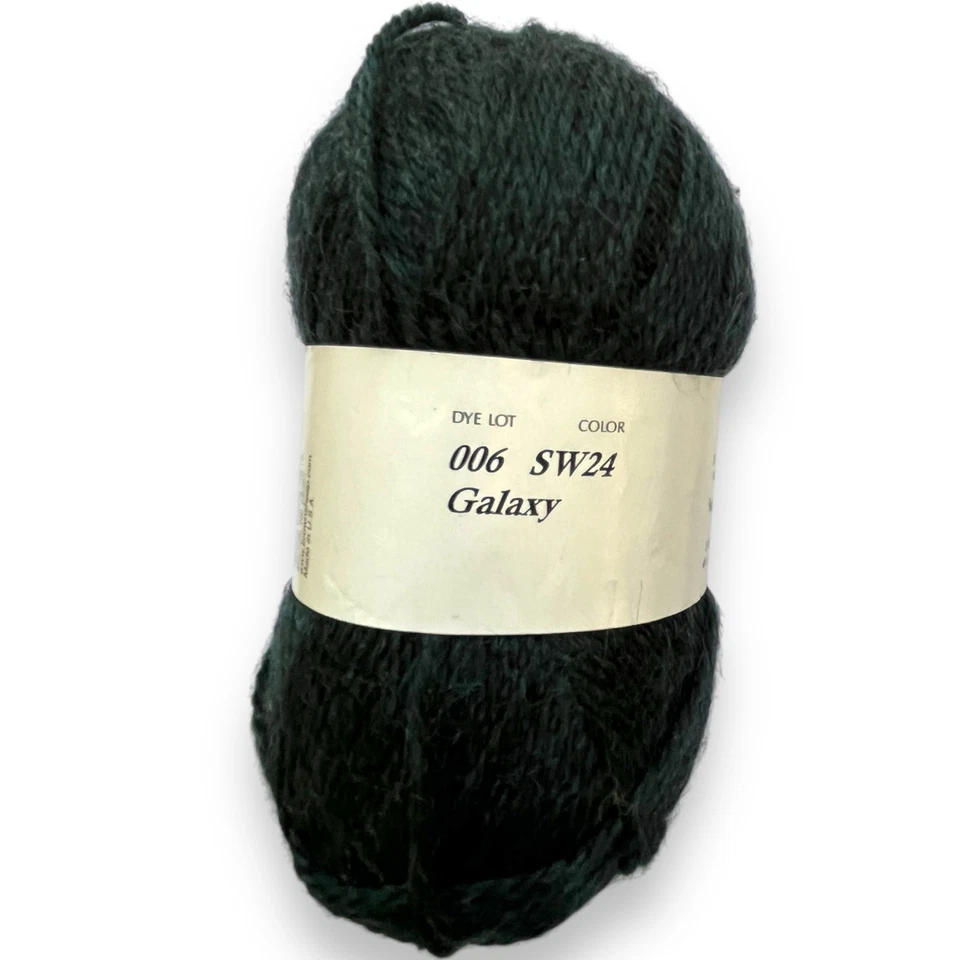Brown Sheep Lambs Pride SuperWash 100% Wool Yarn | SW24 Galaxy Black - Image 4 of 4