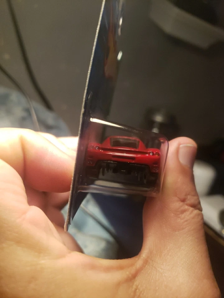 Hot Wheels 2007 Treasure Hunt Enzo Ferrari Red Seats New Rare - Image 4 of 4