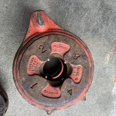 #ad RIDGID Model No. 65r Ratchet Pipe Threader $50.00