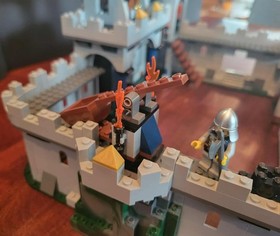 LEGO Castle: King's Castle Siege (7094)